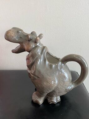 BLUE SKY Clayworks Lynda Corneille Harper Hippo Hippopotamus Ceramic Teapot